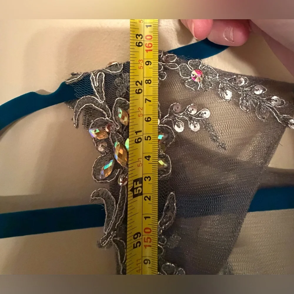 Jovani 98665 prom dress in gunmetal grey. Lace underlay & illusion neckline Sz 6 - Picture 3 of 16